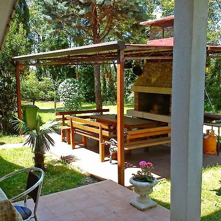Ratko - One Bedroom Hotel Murine